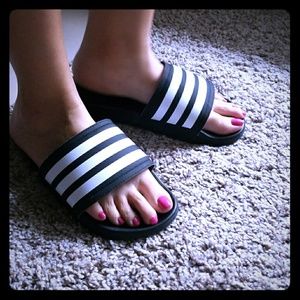 adidas adilette cloudfoam plus stripes slides